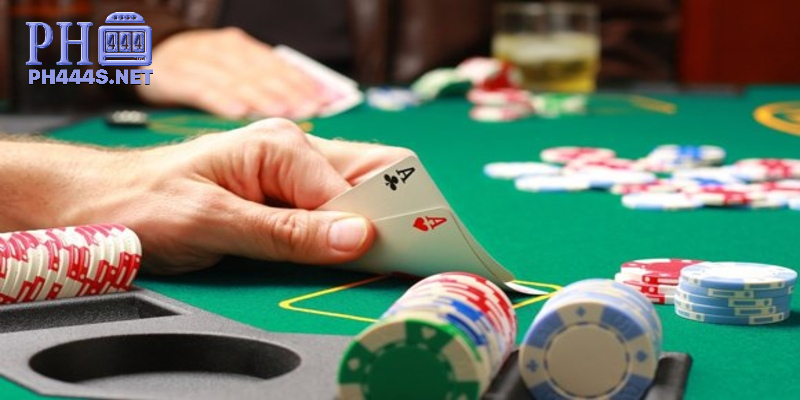 Virtual Reality and Augmented Reality in Card Games